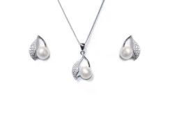 Ivory And Co Adelaide Pendant -Bridal Supply Store Adelaide P and E main