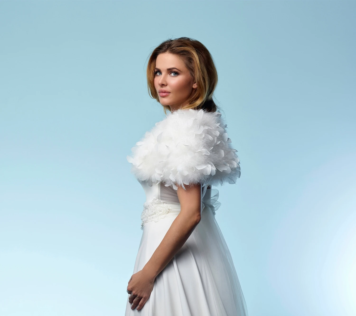 Poirier Elegant Feather Bolero 5 Poirier Elegant Feather Bolero - Image 3