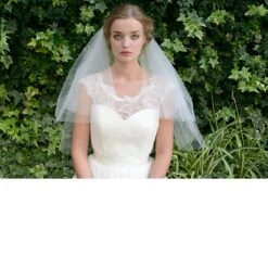 Ivory And Co New England Veil -Bridal Supply Store New England model 1 5 1