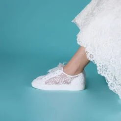 Perfect Bridal Oakley Sneakers – Ivory -Bridal Supply Store Oakley 292A0926 scaled 1