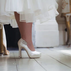 Rainbow Club Myra Bridal Shoe Clips -Bridal Supply Store Rainbow club mira vintage bridal shoe clips 1