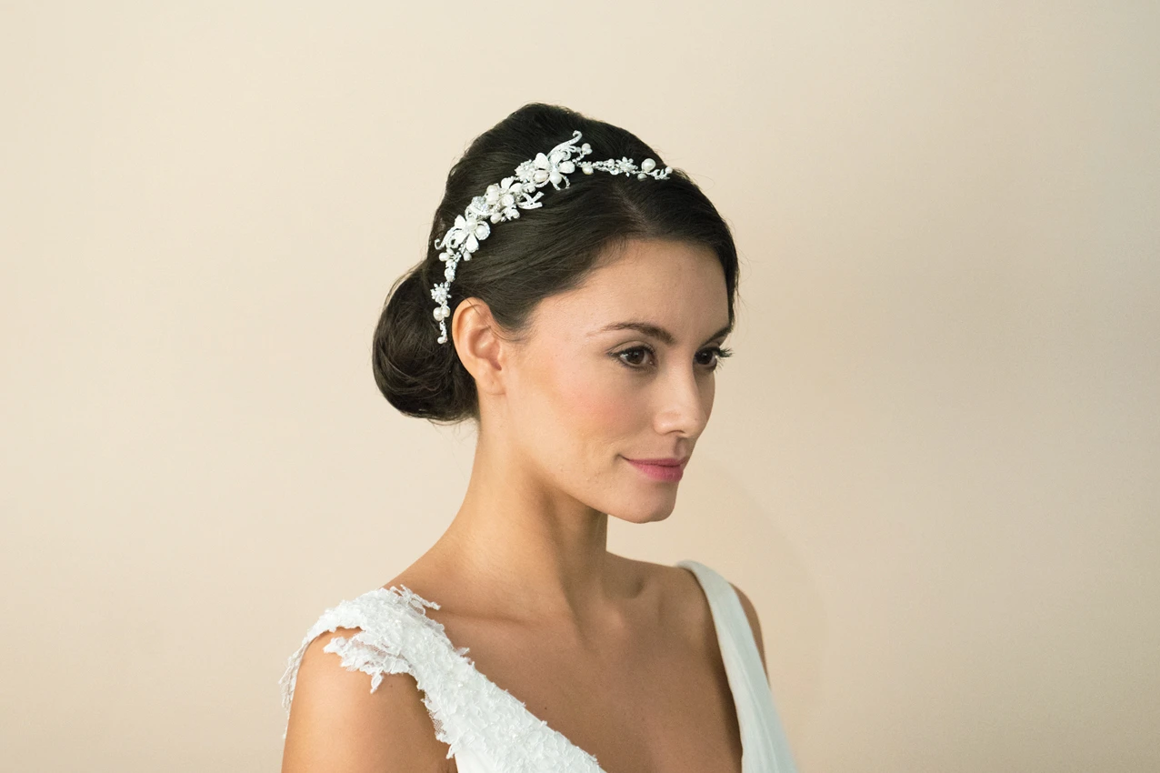 Ivory And Co Silver Pearl Crescent Comb 4 Ivory And Co Silver Pearl Crescent Comb - Image 2