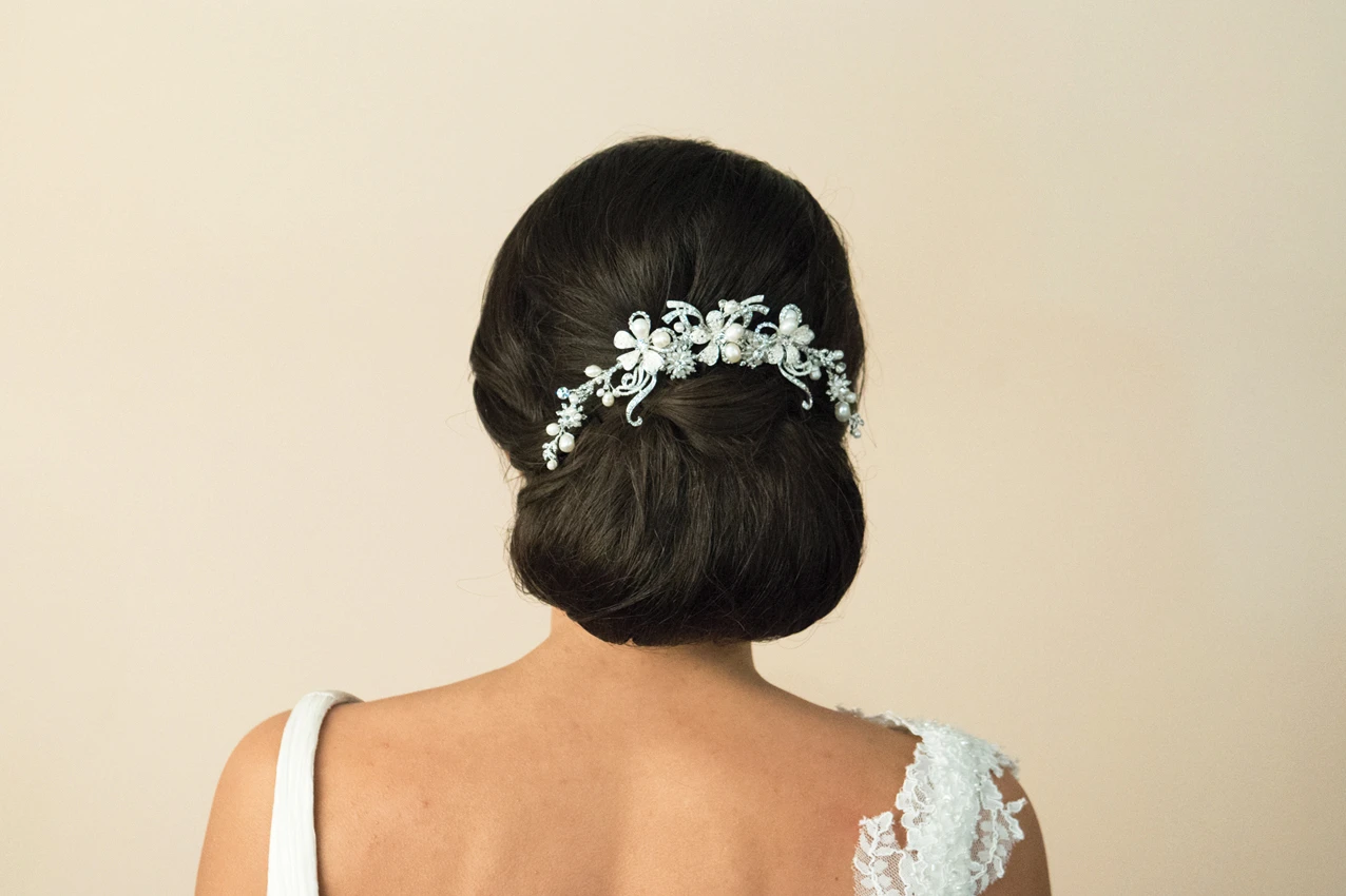 Ivory And Co Silver Pearl Crescent Comb 5 Ivory And Co Silver Pearl Crescent Comb - Image 3