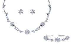 Ivory And Co Waterlily Necklace 7 Ivory And Co Waterlily Necklace -Bridal Supply Store Waterlily N B E main 1