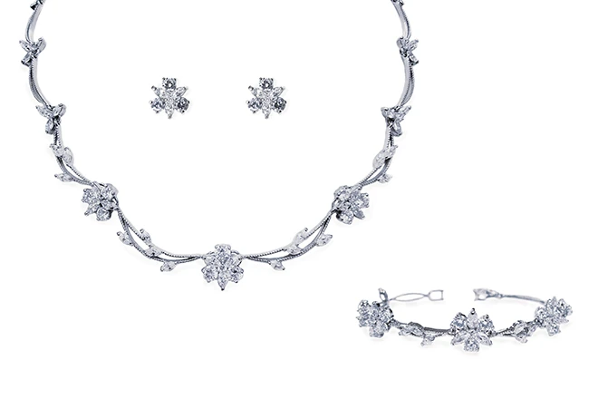 Ivory And Co Waterlily Necklace 4 Ivory And Co Waterlily Necklace - Image 3