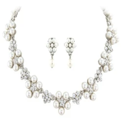 Elite Collection Chic Pearl Necklace Set – Ivory