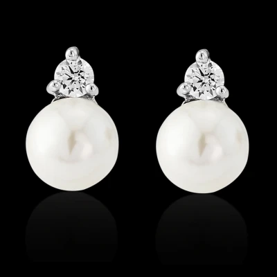 CZ Collection Dainty Pearl Earrings 5 CZ Collection Dainty Pearl Earrings - Image 3
