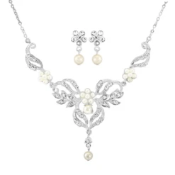 Sass B Collection Chic Pearl Necklace Set
